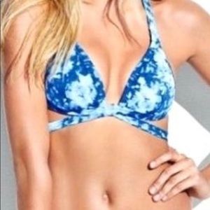 Victoria’s Secret bikini top